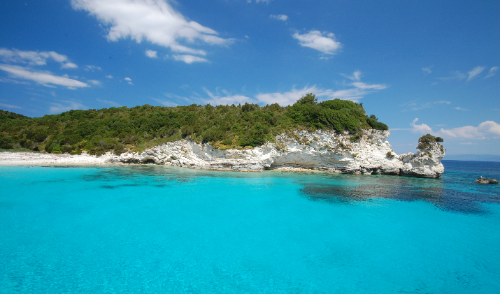  Antipaksos, Voutoumi 